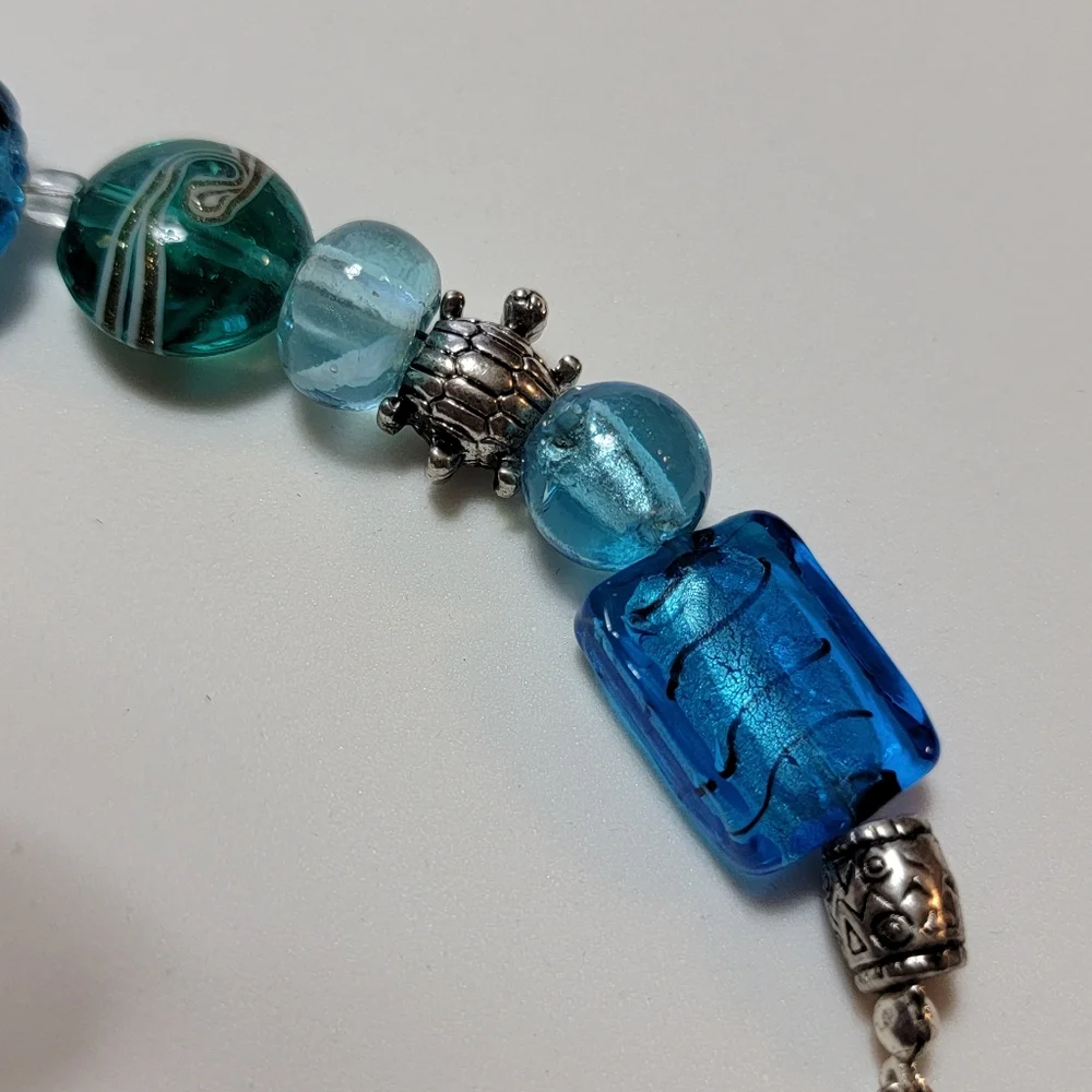 Beaded Chic Necklace Sealife Avon Signed SAQ Silver Tone Nautical Lampwork